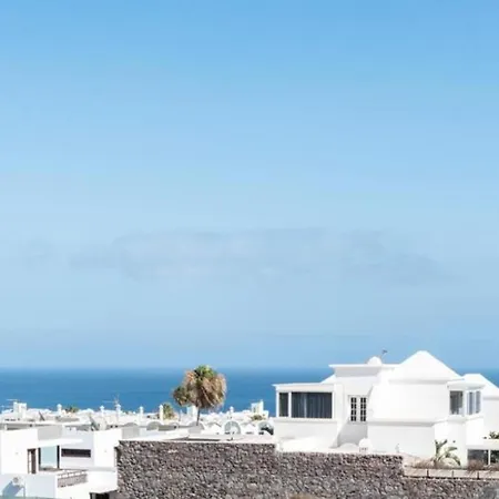 Moderna Con Aire Acondicionado Y Wi-fi En Puerto Del Carmen - Es-175-36 Villa