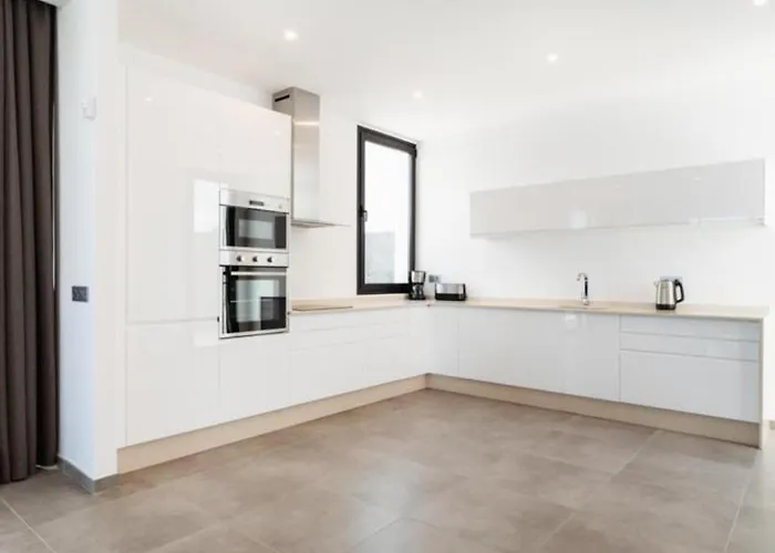 Moderna Con Aire Acondicionado Y Wi-fi En Puerto Del Carmen - Es-175-36 Villa *